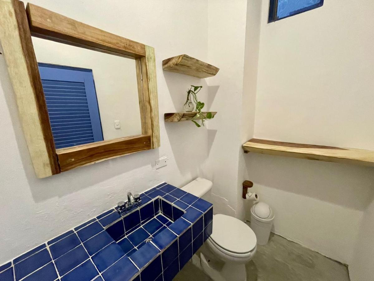 Mio Tulum Hotel Boutique Exteriér fotografie Bathroom in a home in Tulum, Mexico
