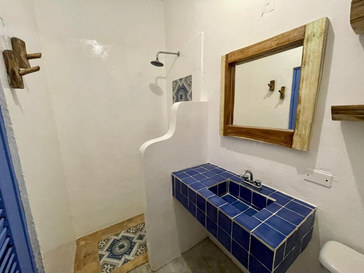 Mio Tulum Hotel Boutique Exteriér fotografie Bathroom in a house in Tulum, Mexico